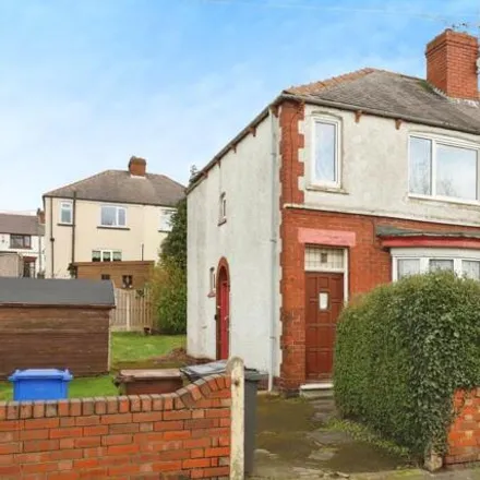 Buy this 3 bed duplex on Hall Road in Sheffield, S13 9AX