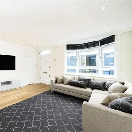 Rent this 2 bed room on 17 Eaton Place in London, SW1X 8BY
