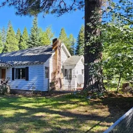 Buy this 2 bed house on 578 McCloud Avenue in Mount Shasta, CA 96067