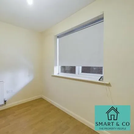 Image 6 - St. James the Less, Uttoxeter Road, Longton, ST3 1PX, United Kingdom - Apartment for sale