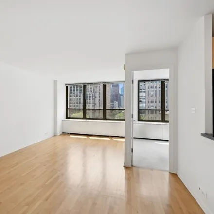 Image 2 - Pearson on the Park, 222 East Pearson Street, Chicago, IL 60611, USA - House for sale