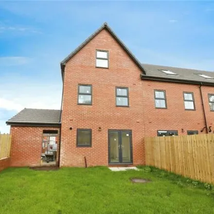 Image 7 - Main Road/Bannham Road, Main Road, Sheffield, S9 4QJ, United Kingdom - Townhouse for sale