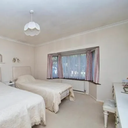 Image 6 - Northdown Park Road, East Cliftonville, Margate, CT9 3UJ, United Kingdom - House for sale