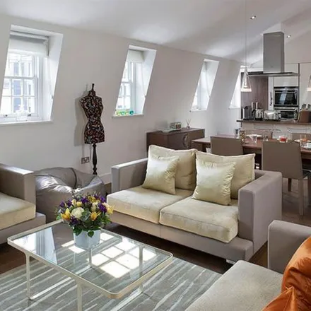 Rent this 3 bed apartment on Scotch House in Knightsbridge, London