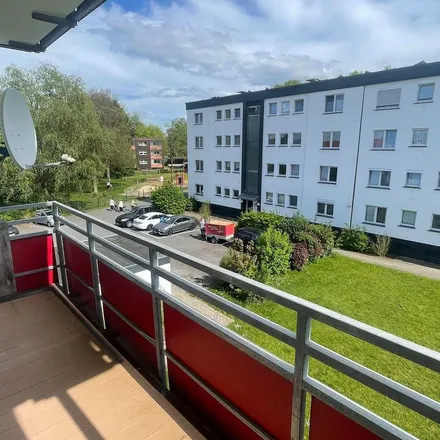 Rent this 2 bed apartment on Robertstraße 18 in 59077 Hamm, Germany