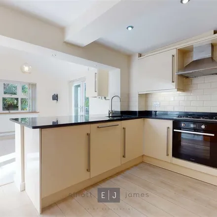 Image 6 - Cleves Close, Loughton, IG10 3NN, United Kingdom - Duplex for rent