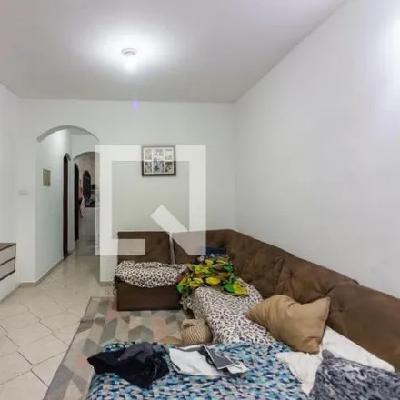 Buy this 6 bed house on Rua Luiz Carlos Prestes in Jardim Santa Maria, Osasco - SP