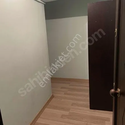 Rent this 2 bed apartment on Esen Apartmanı in Başaran Sokağı 12, 34740 Kadıköy
