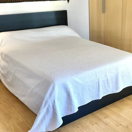Rent this 4 bed house on 83740 La Cadière-d'Azur
