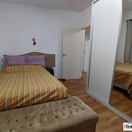 Rent this 2 bed apartment on Avenida José Glicério de Melo in Vila Natal, Mogi das Cruzes - SP