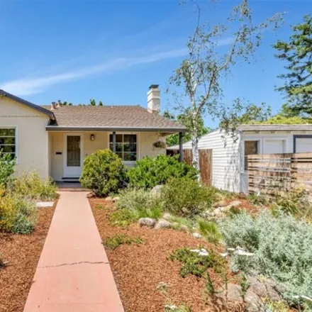 Buy this 2 bed house on 785 North 5th Street in San Jose, CA 95112