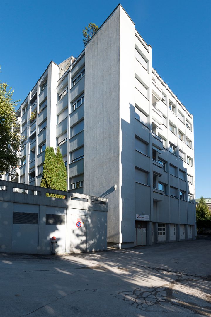 Apartment at Avenue de Chailly 34, 1012 Lausanne, Switzerland ...