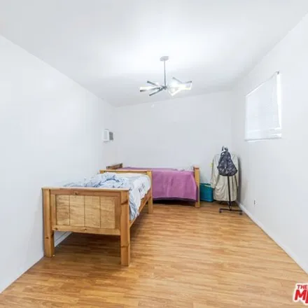 Image 9 - 1207 S Harvard Blvd, Los Angeles, California, 90006 - House for sale