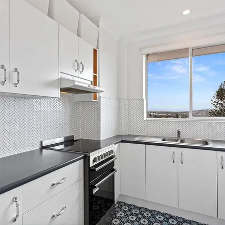 Image 4 - 4 Castlefield Street, Bondi NSW 2026, Australia - Apartment for rent