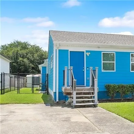 Buy this 3 bed house on 6013 Eads St in New Orleans, Louisiana