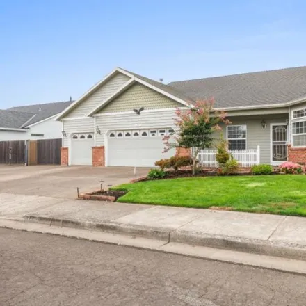 Buy this 3 bed house on 1223 Anna Street in Woodburn, OR 97071