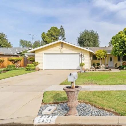 Buy this 3 bed house on 5497 East McKenzie Avenue in Sunnyside, Fresno