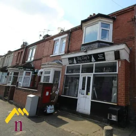 Buy this 3 bed house on Royston Avenue in Bentley, DN5 9ND
