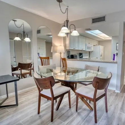 Image 4 - Naples, FL - Condo for rent