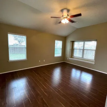 Rent this 3 bed apartment on Landing Boulevard in League City, TX 77573