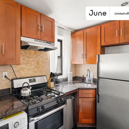 Rent this 3 bed room on 965 Amsterdam Avenue