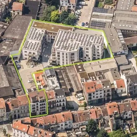 Image 1 - Parc Josaphat - Josaphatpark, Avenue Général Eisenhower - Generaal Eisenhowerlaan, 1030 Schaerbeek - Schaarbeek, Belgium - Apartment for rent