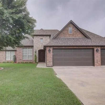 Buy this 3 bed house on 7724 North 142nd Avenue in Owasso, OK 74055