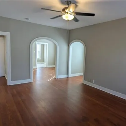 Image 2 - 6343 Llano Avenue, Dallas, TX 75214, USA - House for rent