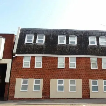 Image 2 - Vectis Court, 4-6 Newport Street, Swindon, SN1 3DX, United Kingdom - Room for rent