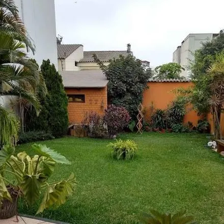 Buy this 5 bed house on Gonzálo Martín de Trujillo in Santiago de Surco, Lima Metropolitan Area 15023