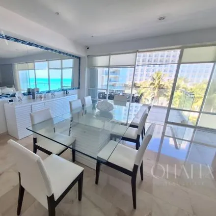 Rent this 3 bed apartment on Oxxo in Avenida Kukulcán, 75500 Cancún