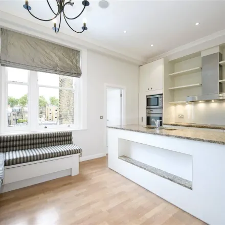 Image 5 - 18 Lowndes Square, London, SW1X 9HA, United Kingdom - Apartment for rent