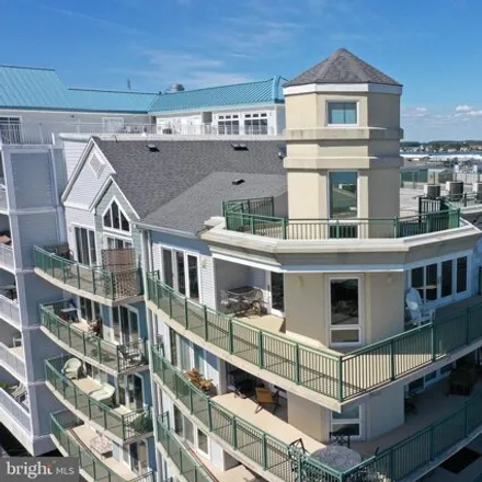 Buy this 3 bed condo on The Captain's Quarters in 1 Dock Street, Jersey