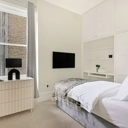 Image 2 - 140 Finborough Road, London, SW10 9AW, United Kingdom - Apartment for rent
