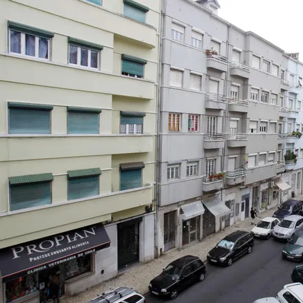 Image 4 - Kasthamandap, Rua Cavaleiro de Oliveira 26-A/B, 1170-088 Lisbon, Portugal - Room for rent