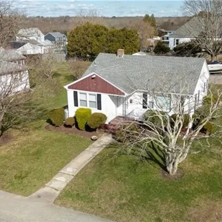 Buy this 3 bed house on 161 Perry Street in Bristol, RI 02809