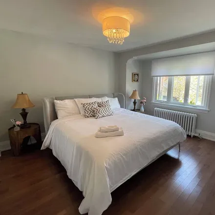 Rent this 3 bed house on Leaside-Bennington in East York, ON M4G 3N8