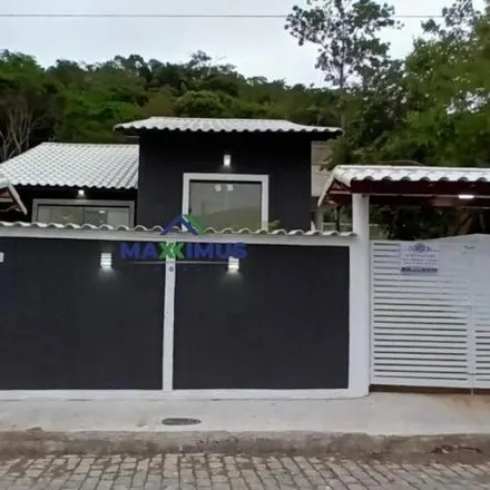 Buy this 3 bed house on Rodovia Amaral Peixoto in Rio do Ouro, Região Geográfica Intermediária do Rio de Janeiro - RJ