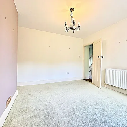 Rent this 3 bed apartment on Harpur Square in Horne Lane, Bedford