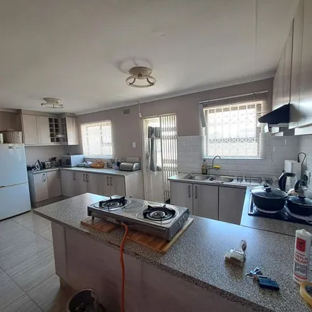 Image 9 - Pelican Walk, Cape Town Ward 66, Western Cape, 7941, South Africa - Apartment for rent