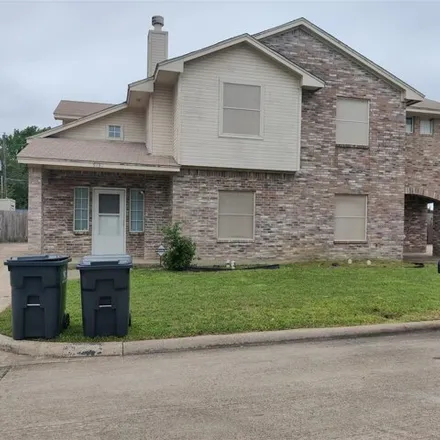 Rent this 3 bed house on 5862 Tinsley Drive in Arlington, TX 76017