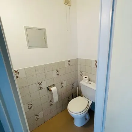 Rent this 1 bed apartment on Rue des Urbanistes 6 in 4000 Grivegnée, Belgium