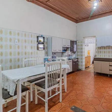 Buy this 3 bed house on Firenze Iluminação e Materiais Elétricos in Avenida São Pedro 875, São Geraldo