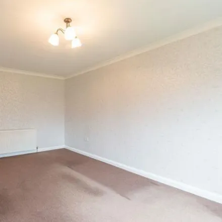 Image 2 - 54 Mortonhall Park Crescent, City of Edinburgh, EH17 8SX, United Kingdom - Apartment for rent