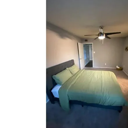 Rent this 2 bed apartment on Marietta