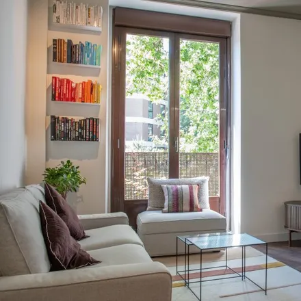 Rent this 2 bed apartment on Glorieta Puerta de Toledo in 3, 28005 Madrid