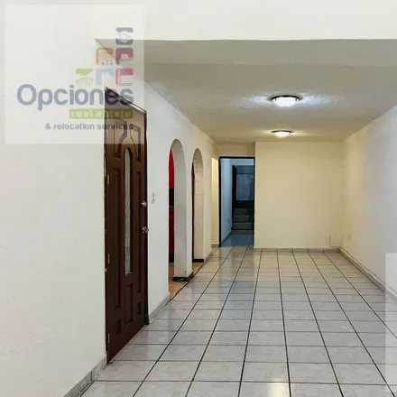 Image 2 - Calle Acámbaro 101A, Jacarandas, 36780 Salamanca, GUA, Mexico - House for sale