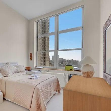 Image 9 - 123 East 86th Street, New York, NY 10028, USA - Condo for sale