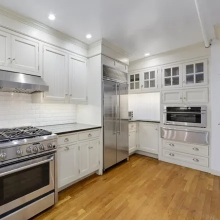 Image 3 - 407 East 91st Street, New York, NY 10128, USA - Apartment for sale