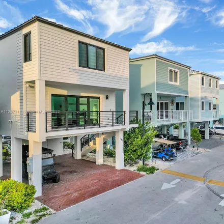 Rent this 3 bed house on Overseas Highway in Thompson, Key Largo